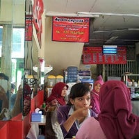Photo taken at Ayam Lepaas by Andreas Y. on 11/2/2012
