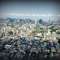 Photo taken at Top of Yebisu by HATSUMI on 6/15/2017