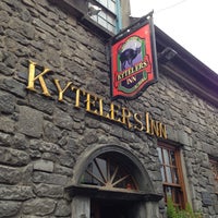 Photo taken at Kyteler&amp;#39;s Inn Restaurant &amp;amp; Bar by Philipp S. on 4/21/2013