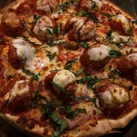 7/4/2014에 patendex c.님이 Mammas Pizza &amp; Pasta Bar에서 찍은 사진