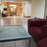 Foto diambil di Holiday Inn Rome - Aurelia oleh Mirna E. pada 4/6/2019