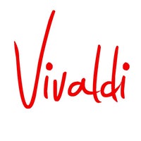 Das Foto wurde bei Vivaldi Cafe von Vivaldi Cafe am 1/15/2014 aufgenommen