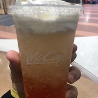 Photo taken at McDonald&amp;#39;s by 神鳳 凛❄️ on 3/29/2020