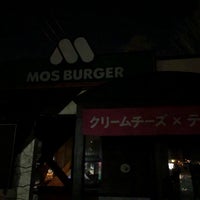 Photo taken at MOS Burger by くり お. on 5/13/2019