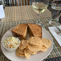 7/27/2019 tarihinde Sascha W.ziyaretçi tarafından Sweet Basil&amp;#39;s Cafe'de çekilen fotoğraf