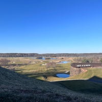 รูปภาพถ่ายที่ Trump National Golf Club Washington D.C. โดย Kaylee H. เมื่อ 2/23/2023