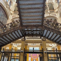 Photo taken at Quinta Casa de Correos (Palacio Postal) by eiz on 10/28/2023