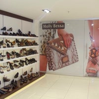 restaurant Troublesome Besides Molly Bessa - Shoe Store in Fatih