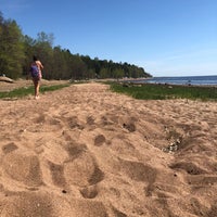 Photo taken at пляж в Зеленогорске by Inga I. on 5/13/2018