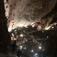 Foto diambil di Grotta Gigante oleh Inga I. pada 1/18/2020