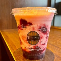 Photo taken at Tully&#39;s Coffee by Kevin W. on 7/27/2021