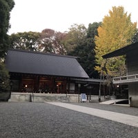 Photo taken at 赤坂王子稲荷神社 by Kevin W. on 11/27/2018
