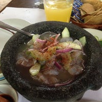 Foto diambil di Restaurant Don Camaron-Mariscos estilo Sinaloa oleh Jorge L. pada 5/25/2013