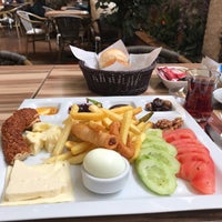 Photo taken at Best Simit Cafe &amp;amp; Restaurant by jüjü ✌🏻 . on 11/25/2018