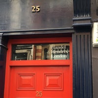 Photo taken at Handel &amp;amp; Hendrix in London by Marlon D. on 10/7/2018
