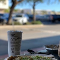 Photo taken at Chipotle Mexican Grill by 3z/ C. on 12/13/2018