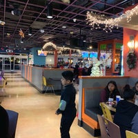 Photo taken at Zodo&amp;#39;s Bowling &amp;amp; Beyond by 3z/ C. on 12/14/2018