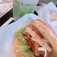 Photo taken at DEAN &amp;amp; DELUCA by ganegane on 9/20/2021