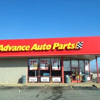 Photo taken at Advance Auto Parts by Chris S. on 11/28/2012