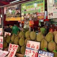 Photo taken at &amp;quot;Combat&amp;quot; Top Quality Durian by Lucky S. on 6/26/2019