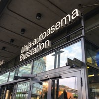 Photo taken at Linja-autoasema / Kaukoliikenteen terminaali by Лев Б. on 8/17/2019