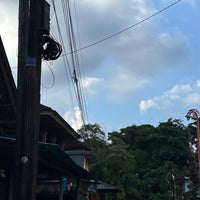 Review Jalan Raya Ubud