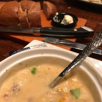 Photo taken at LongHorn Steakhouse by Rose B. on 12/16/2016