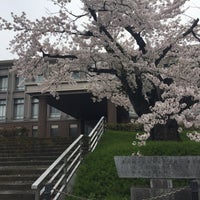 青森地方裁判所 弘前支部 下白銀町7