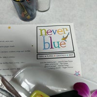 Photo taken at Never Blue by Mabel M. on 5/5/2017