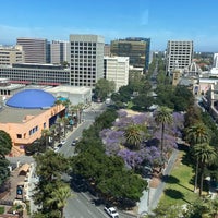 รูปภาพถ่ายที่ San Jose Marriott โดย Richie B. เมื่อ 6/9/2022