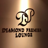 Photo taken at Diamond Premier Lounge by dragonlady み. on 1/3/2018