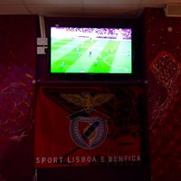 Foto tirada no(a) Benfica Restaurant por Leonardo O. em 3/14/2015