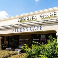 Das Foto wurde bei Athens Cafe von Athens Cafe am 10/9/2018 aufgenommen