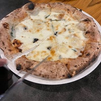 Photo taken at Ambiente Pizza Nuova by Tonda V. on 3/16/2024