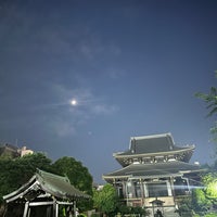 Photo taken at 信州善光寺別院 (青山善光寺) by Takahiro T. on 5/24/2023