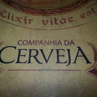 รูปภาพถ่ายที่ Companhia da Cerveja โดย Stephania B. เมื่อ 2/3/2013