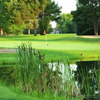 11/3/2012 tarihinde Eagle Hills Golf Courseziyaretçi tarafından Eagle Hills Golf Course'de çekilen fotoğraf