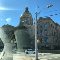 Foto tirada no(a) Georgia State Capitol por monica em 11/27/2021