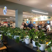 Photo taken at Whole Foods Market by 番茄 小. on 8/3/2019