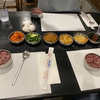 Photo taken at So Gong Dong Tofu House by 番茄 小. on 3/2/2020