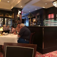 Photo taken at The Capital Grille by 番茄 小. on 8/21/2019