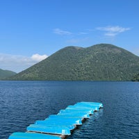 Photo taken at Lake Shikaribetsu by なばちゃん on 7/9/2023