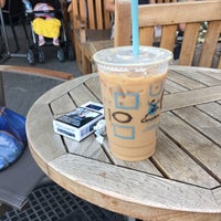 Photo taken at Caribou Coffee by Emre Ö. on 6/10/2017