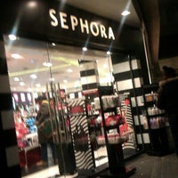 รูปภาพถ่ายที่ Sephora โดย Il Dembr D. เมื่อ 12/24/2012
