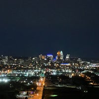 Photo taken at Incline Public House by Glass C. on 4/30/2022