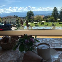 Foto diambil di Alp &amp;amp; Wellness Sport Hotel Panorama oleh BHR pada 6/2/2019