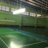 Photo taken at Diamond-Badminton court by kudatarn p. on 11/22/2014