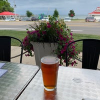 Photo taken at Boathouse Beer Co. &amp;amp; Boozery by Mark N. on 7/10/2020