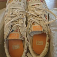 onitsuka tiger ximending