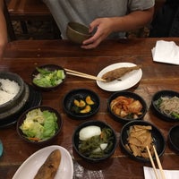 10/26/2016 tarihinde Khuyen V.ziyaretçi tarafından Jang Guem Tofu and BBQ House'de çekilen fotoğraf